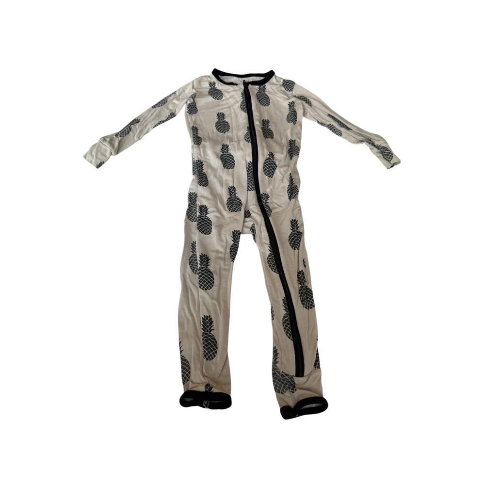 Kickee Pants Tan Burlap Pineapple Zipper Footie Size 12-18 M